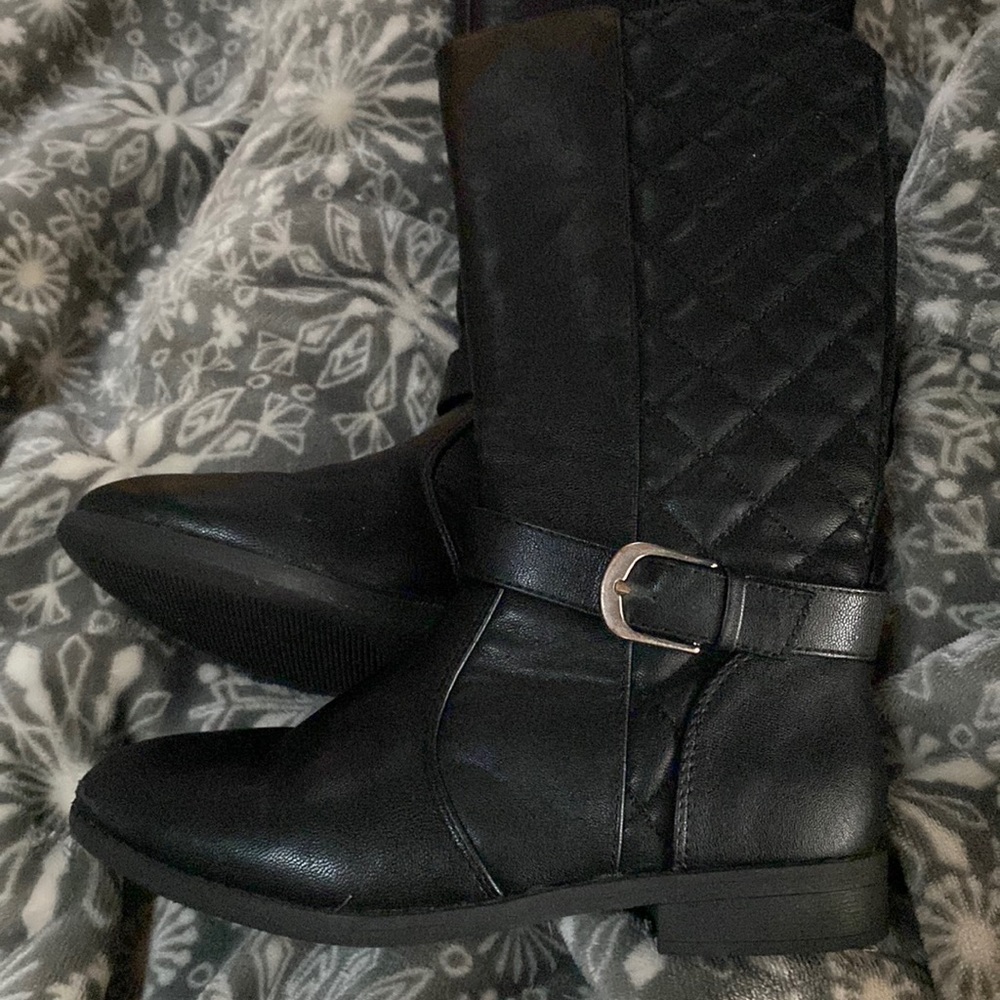 EUC like new black boots